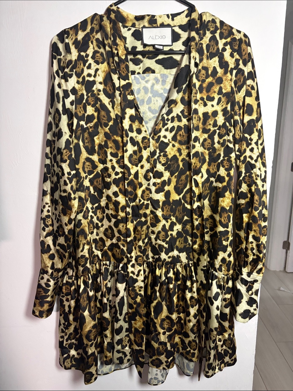 Alexis Leopard Print Long Sleeve Tunic Dress - Gold, Black size Xs